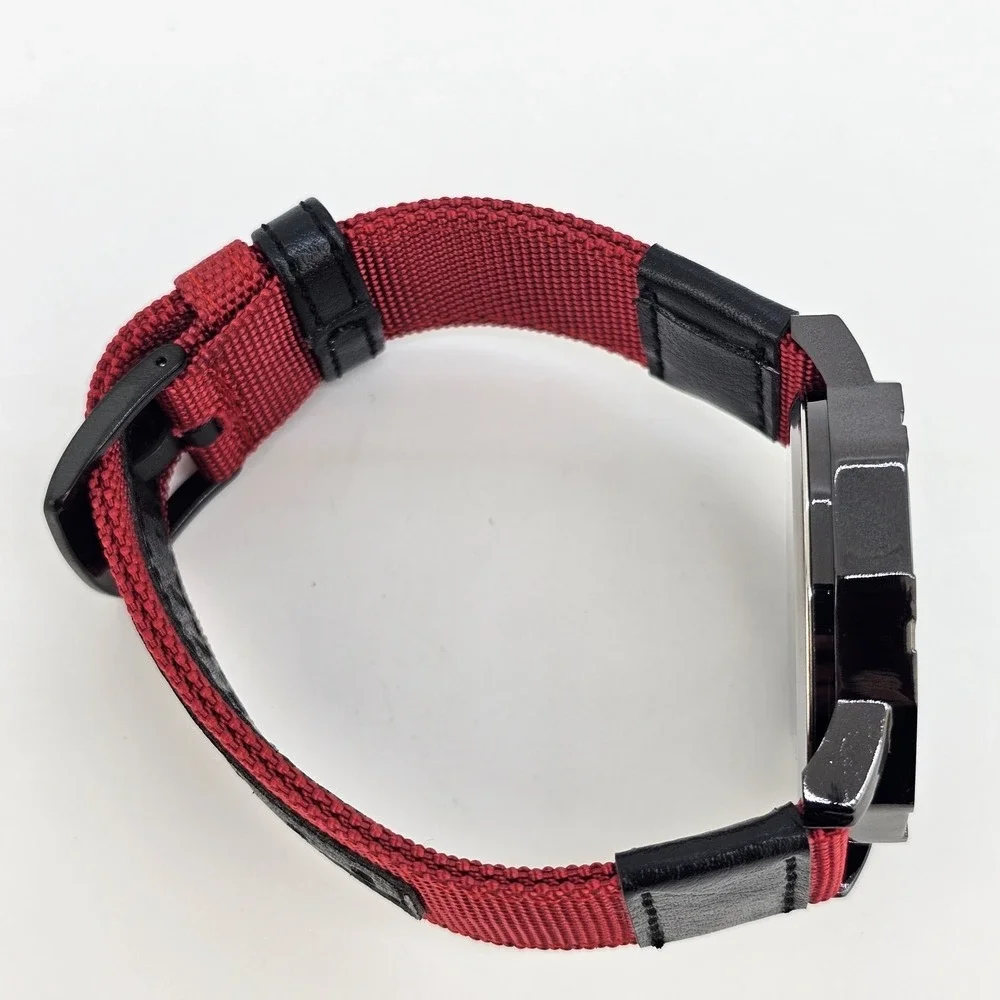 Men's Watch 42MM Black Dial Date Black Red Canvas Band‎ Straps New Battery